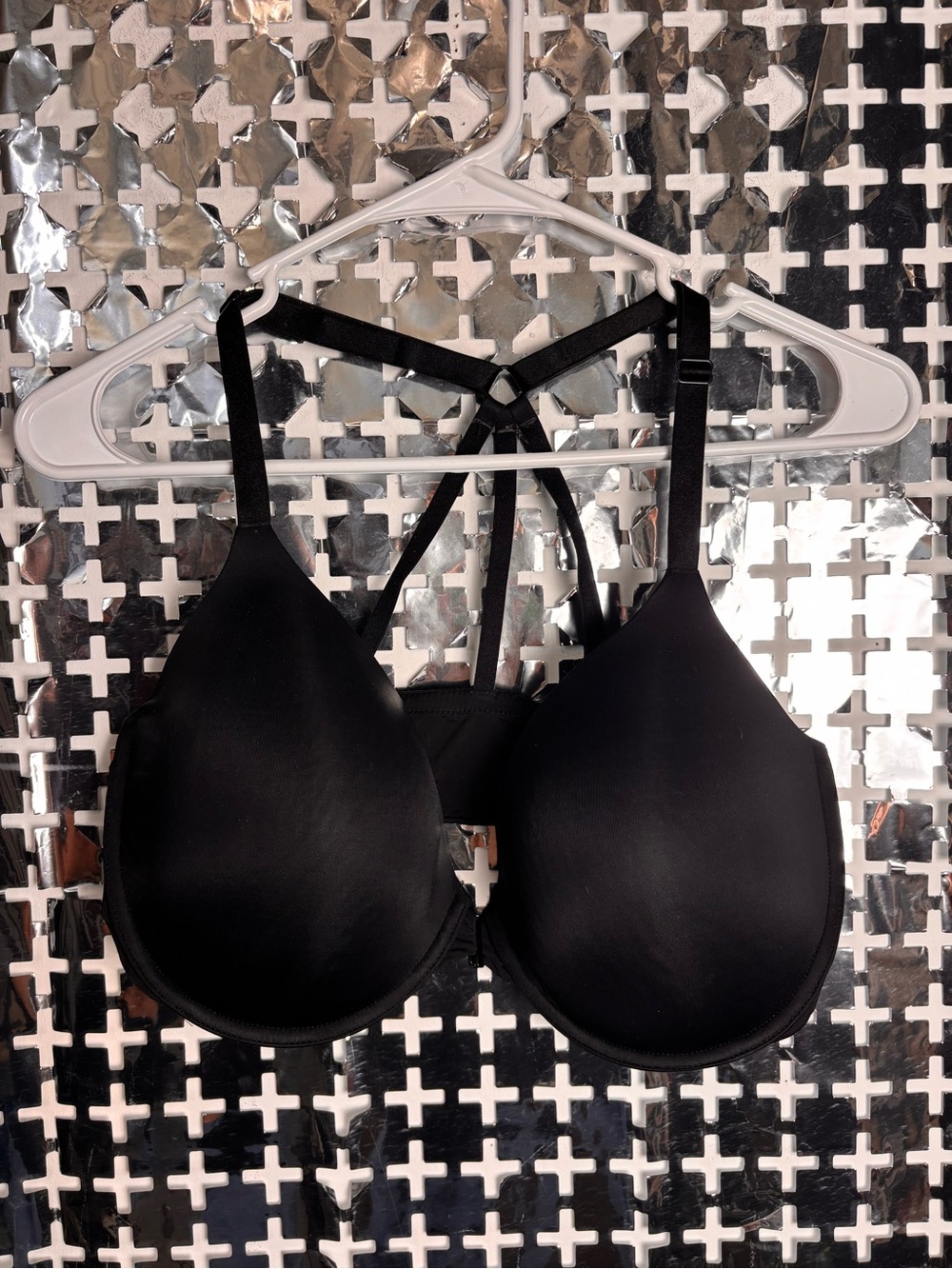 Victoria's Secret Black Strappy T-Shirt Bra